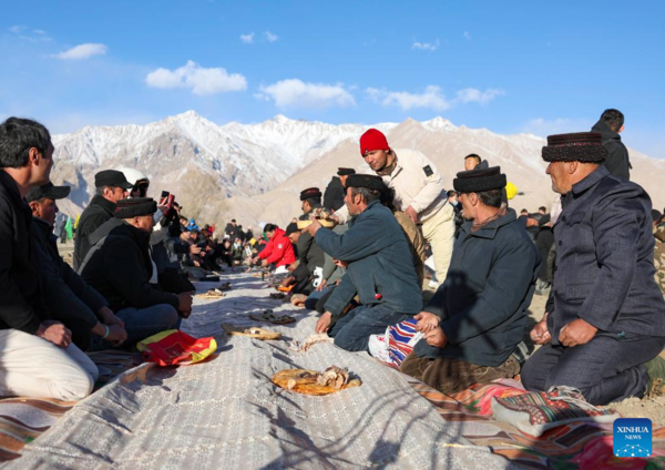 Festivals of Sowing Seeds, Drawing Water Celebrated in Xinjiang