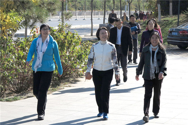 Teachers Get Fit at 'Love CWU, Dreams Set Sail' Walking Activity