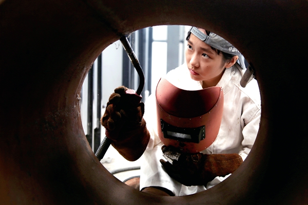 Young Woman Excels at Welding Wins Awards