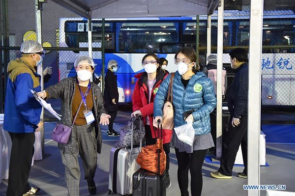 CHINA-BEIJING-HUBEI-STRANDED PEOPLE-RETURN (CN)