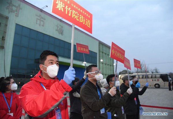 CHINA-BEIJING-HUBEI-STRANDED PEOPLE-RETURN (CN)