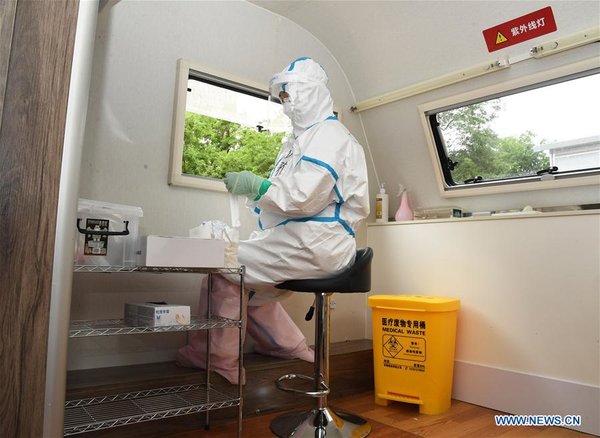 Nucleic Acid Testing Units, Movable Cabins Put Into Use in Beijing