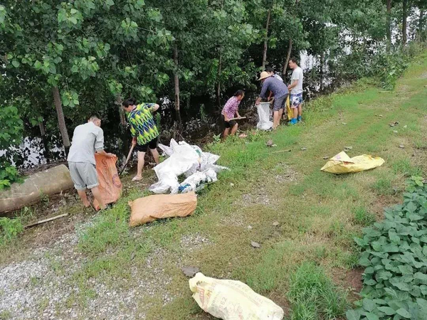 Women's Federations Join Flood Control Operations in C China's Hubei Province