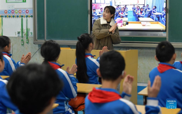 Pic Story: Teacher of Special Education School in China's Jiangxi