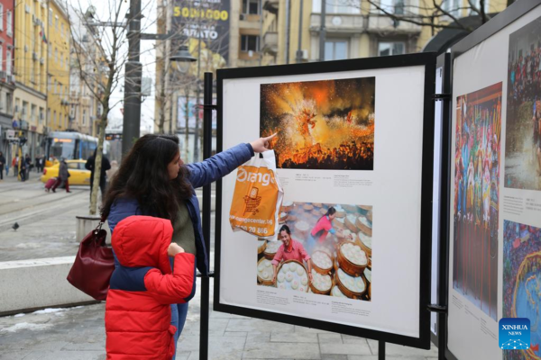 Chinese New Year Photo Exhibition Opens in Bulgaria