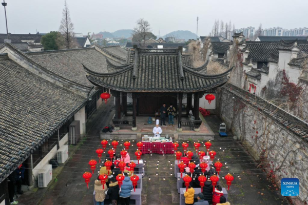 Various Events Held Across China to Celebrate Upcoming Lantern Festival