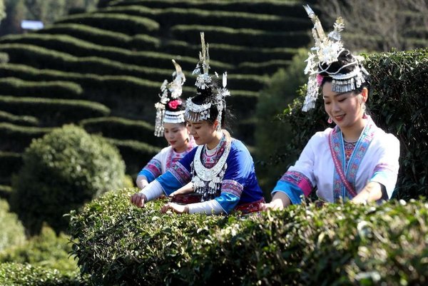 Chinese Women Enjoy Fairer Social Environment and More Colorful Life in New Era