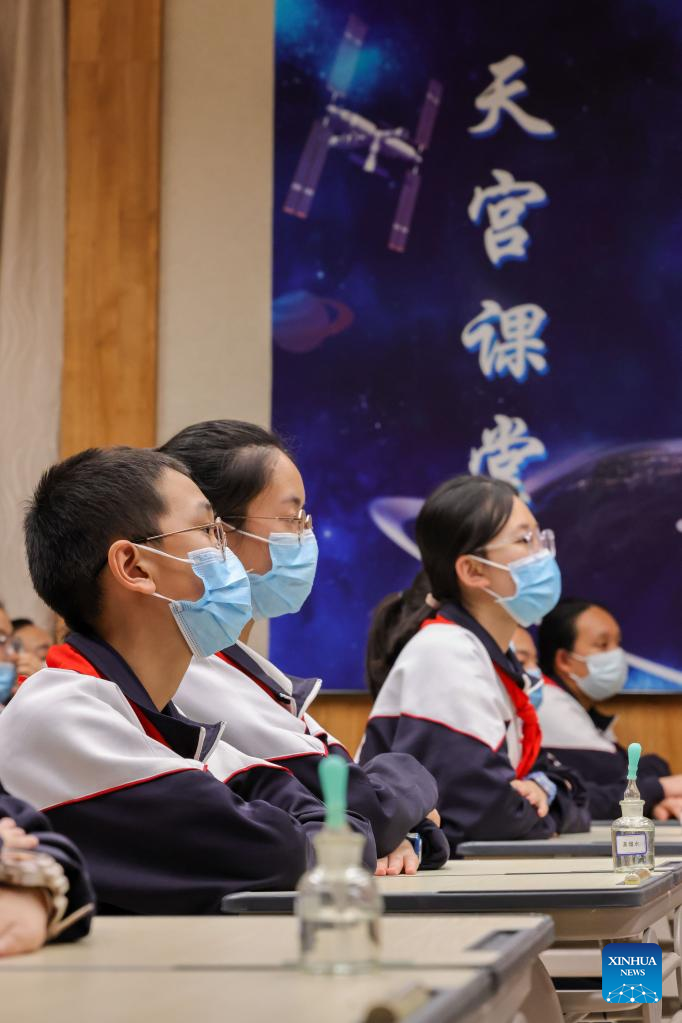 Second Live Class Held from China's Space Station