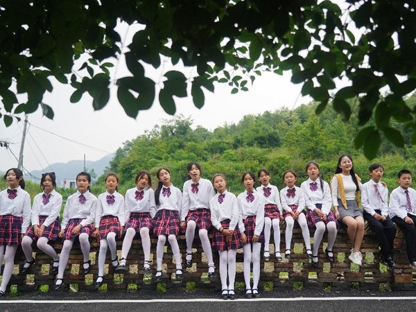 GLOBALink | School Chorus in Deep Mountains of East China