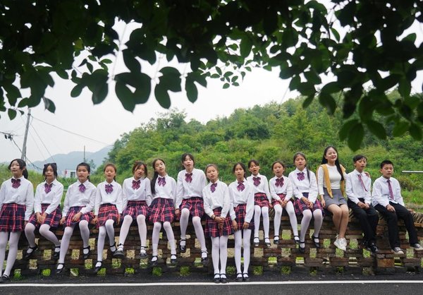 GLOBALink | School Chorus in Deep Mountains of East China