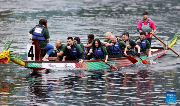 2022 UK Chinese Dragon Boat Festival Celebrated in Salford