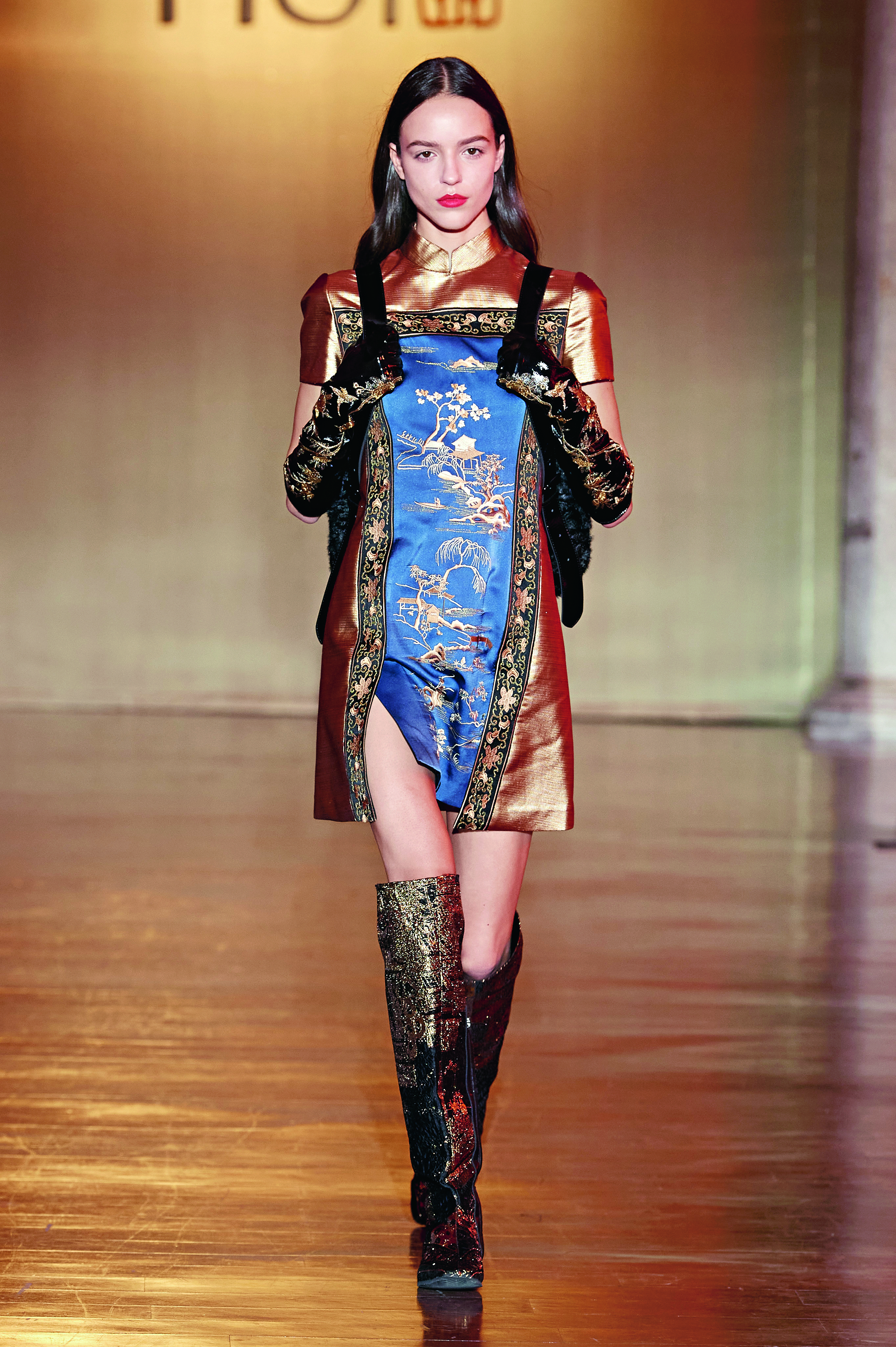 Amazing International Fashions Integrated with Traditional Chinese Cultural Elements