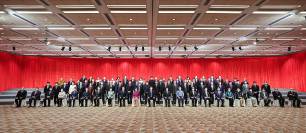 President Xi Meets HKSAR Chief Executive Carrie Lam