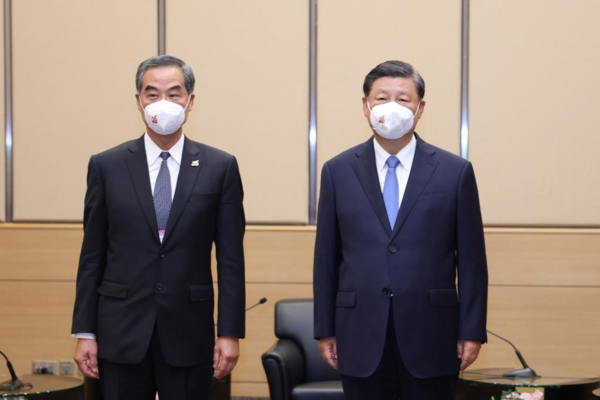 President Xi Meets CPPCC National Committee Vice Chairman Leung Chun-ying