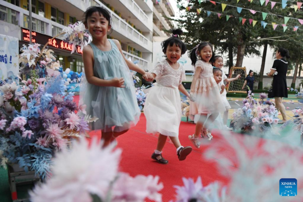 Graduation Ceremony Held at Kindergarten in Lanzhou, NW China's Gansu