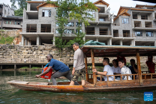 Across China: Overseas Students Witness China's Rural Development Through Miao Culture