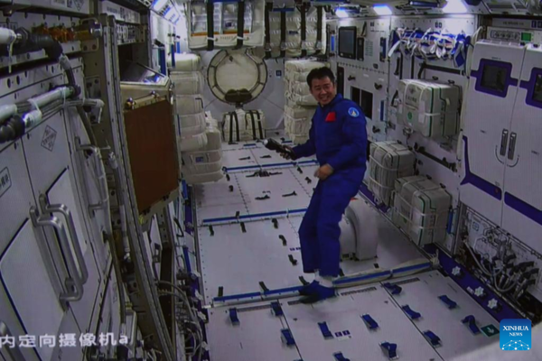 Shenzhou-14 Astronauts Enter Wentian Lab Module