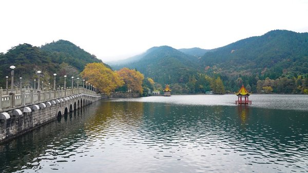 Love Everlasting at China's Mountain-Top Cinema