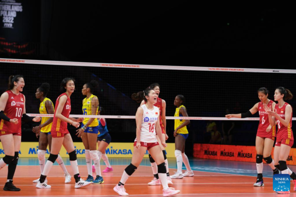 China Surges to Straight-Set Victory over Colombia at Women's Volleyball Worlds