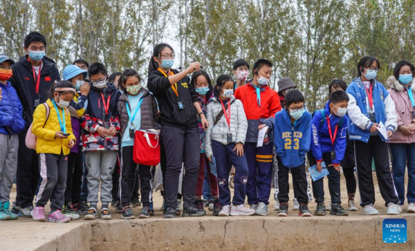 Families Attend Archaeological Tour During Beijing Public Archaeology Season