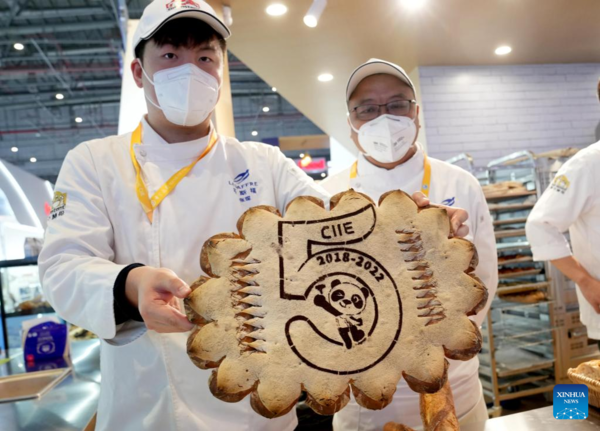 Foods from Around World Showcased During 5th CIIE