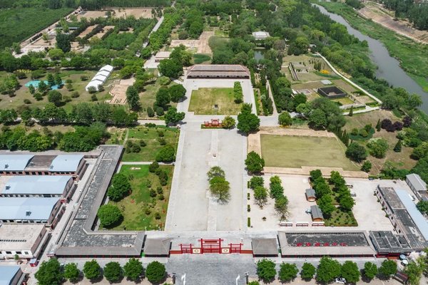 Culture of Oracle Bone Inscription Well Inherited, Developed in Ancient City in Central China