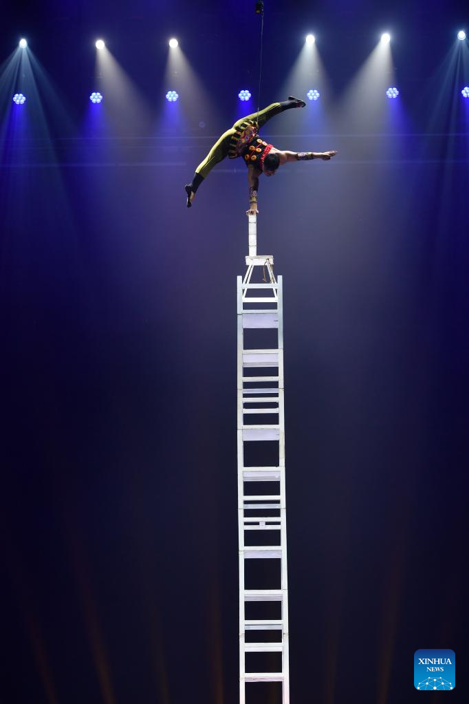 11th China Acrobatics Golden Chrysanthemum Awards Competition Held in Henan