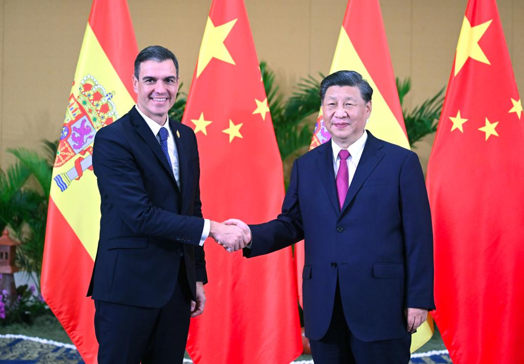 Xi Meets Spanish PM Pedro Sanchez