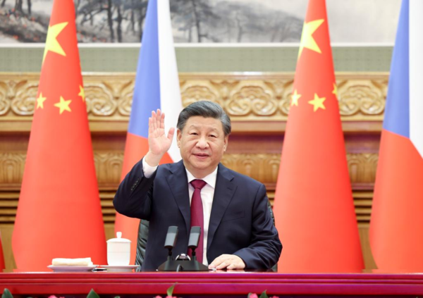 Chinese, Czech Presidents Hold Virtual Meeting