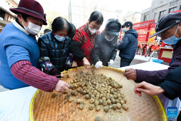 Shopping Festival Kicks off to Warm up for Upcoming Chinese Lunar New Year in Hangzhou City, E China