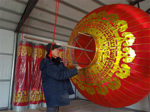 Villagers in North China's Hebei Embrace Prosperity Thanks to Red Lantern Manufacturing