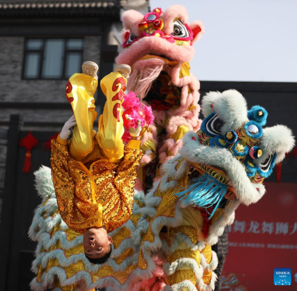 Various Folk Cultural Activities Held to Celebrate Lantern Festival in China