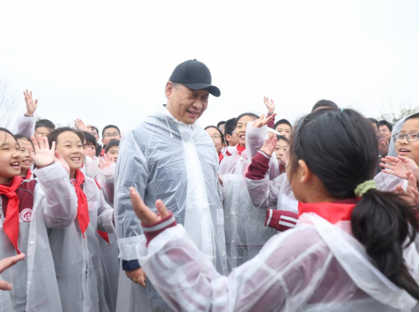 Xi Plants Trees in Beijing, Urging More Afforestation Efforts for Green Development, Building Beautiful China