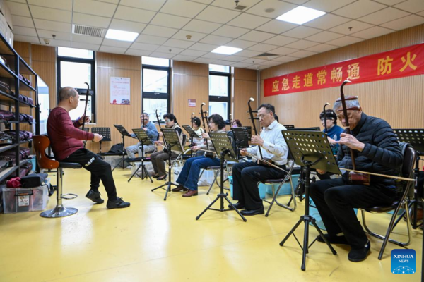 Hexi District of Tianjin Sets up University for Senior Citizens