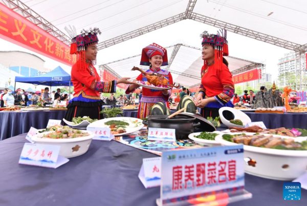 Gourmet Competition Marks Traditional Sanyuesan Festival in S China's Guangxi