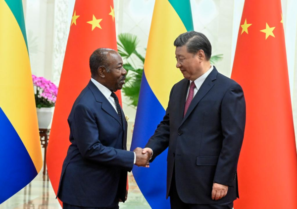 Chinese, Gabonese Presidents Hold Talks, Decide to Upgrade Bilateral Partnership