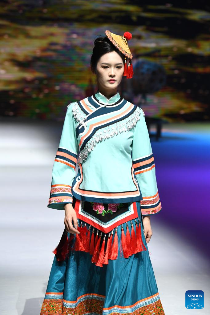 Ethnic Costume Show Held in Nanning, S China