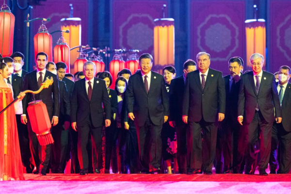 Xi Hosts Central Asian Leaders in Historic Silk Road City for Milestone Summit