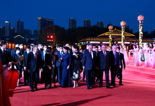 Xi Hosts Central Asian Leaders in Historic Silk Road City for Milestone Summit