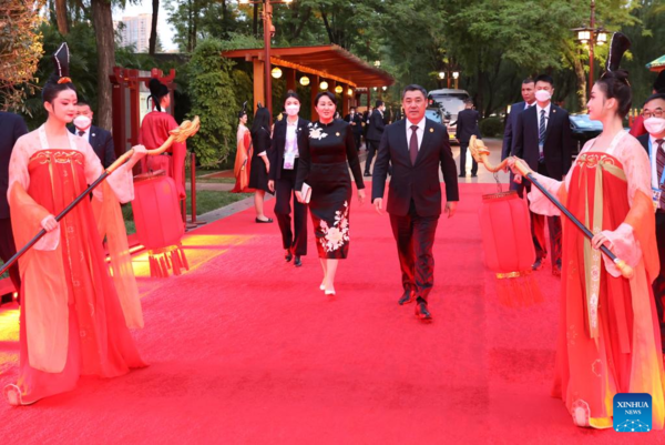 Central Asian Leaders Attend Welcome Ceremony