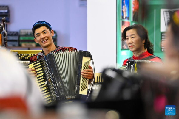 Historical Block in Xinjiang Develops into Tourist Attraction