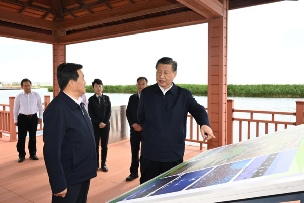 Xinhua Headlines-Xi Focus: Xi Urges Sustained Efforts to Curb Desertification