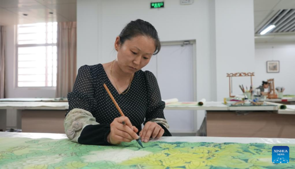 Calligraphy, Painting Industry Thrives in E China's County