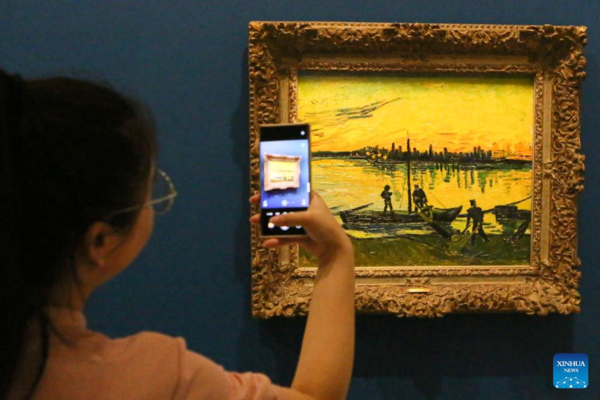 Exhibition of Paintings Spanning Six Centuries Opens to Public in Shanghai