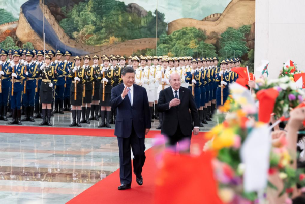 Xi Holds Talks with Algerian President