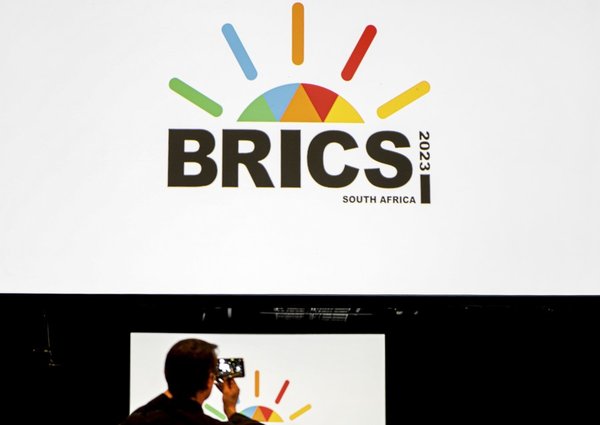 Xi Calls for More Just, Equitable World Order at BRICS Forum