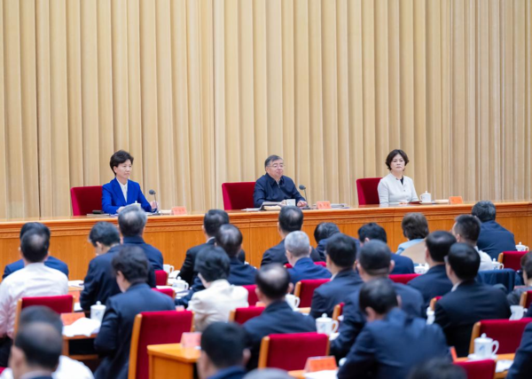 Xi Focus: Xi Jinping Thought on Culture Put Forward at National Meeting