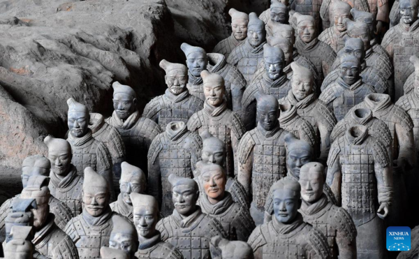 Experts Restore Terracotta Warriors in Xi'an