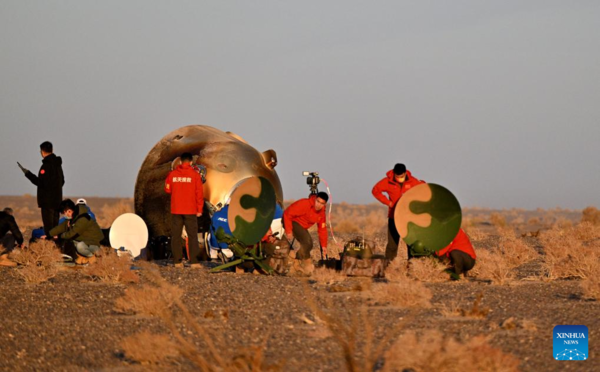 Shenzhou-16 Return Capsule Touches Down on Earth