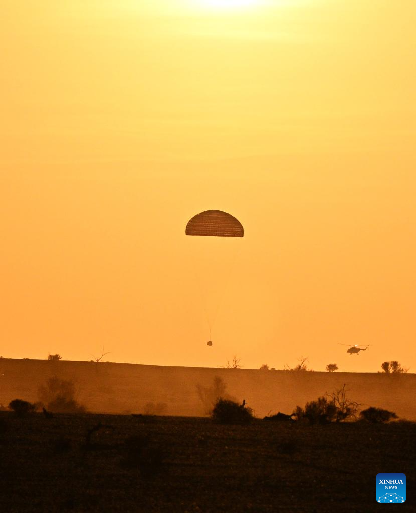 Shenzhou-16 Return Capsule Touches Down on Earth